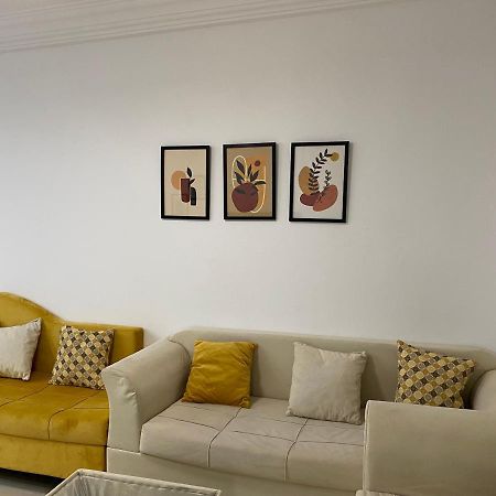 מהדייה Lovely 1-Bedroom Rental Unit With Sea View מראה חיצוני תמונה
